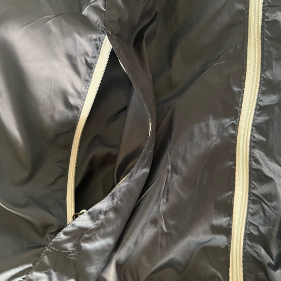 Kyodan Packable Windbreaker Jacket Size L - Picture 3 of 4